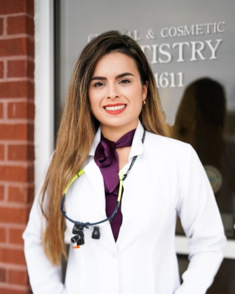 Chesapeake Virginia dentist Dr. Lucia Perez Troisi D M D